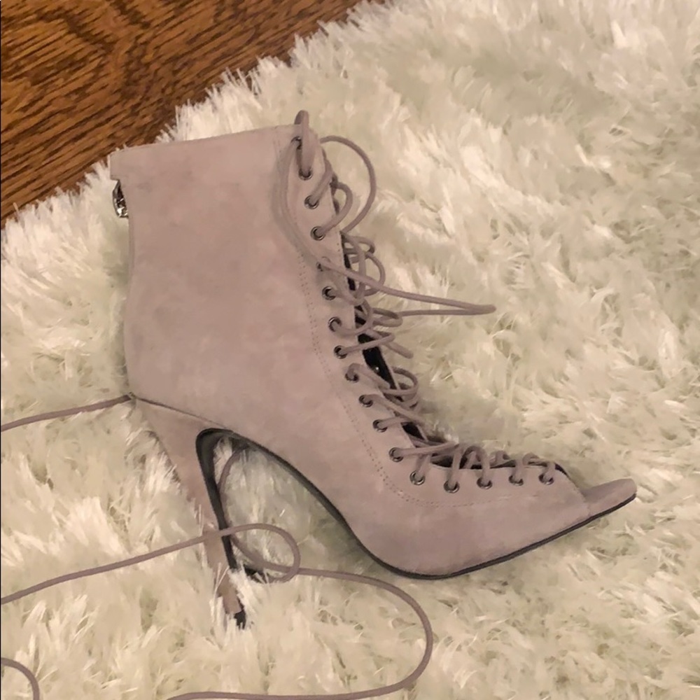Kendall and Kylie ginni heels - Picture 5 of 8